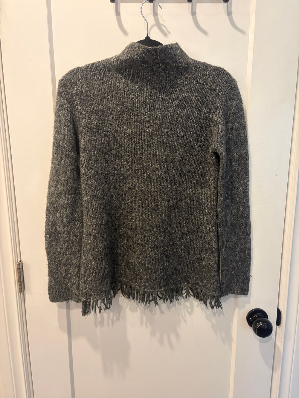 Y2K Women’s Gray Fringe Hem Knit Sweater - Picture 2 of 13